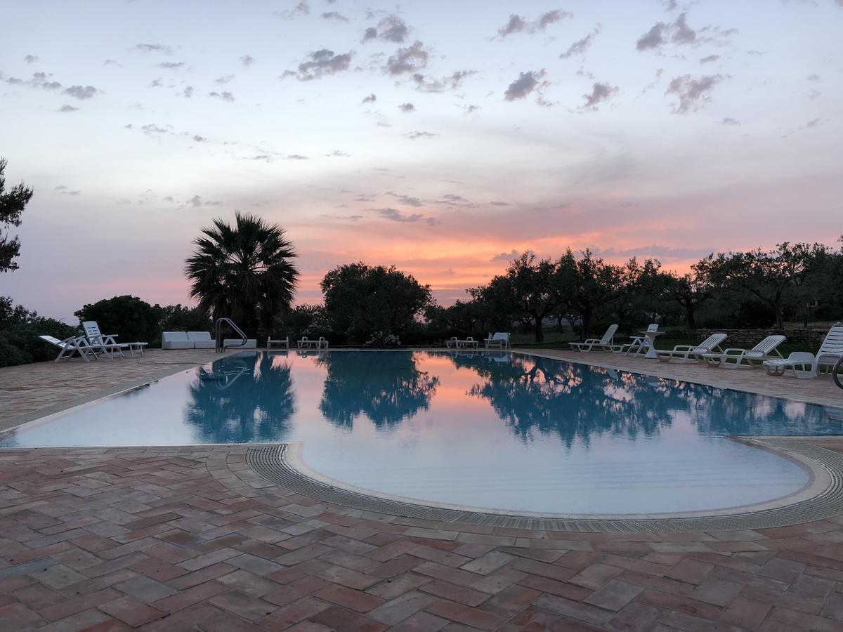 Отель Baglio San Vincenzo Менфи Экстерьер фото